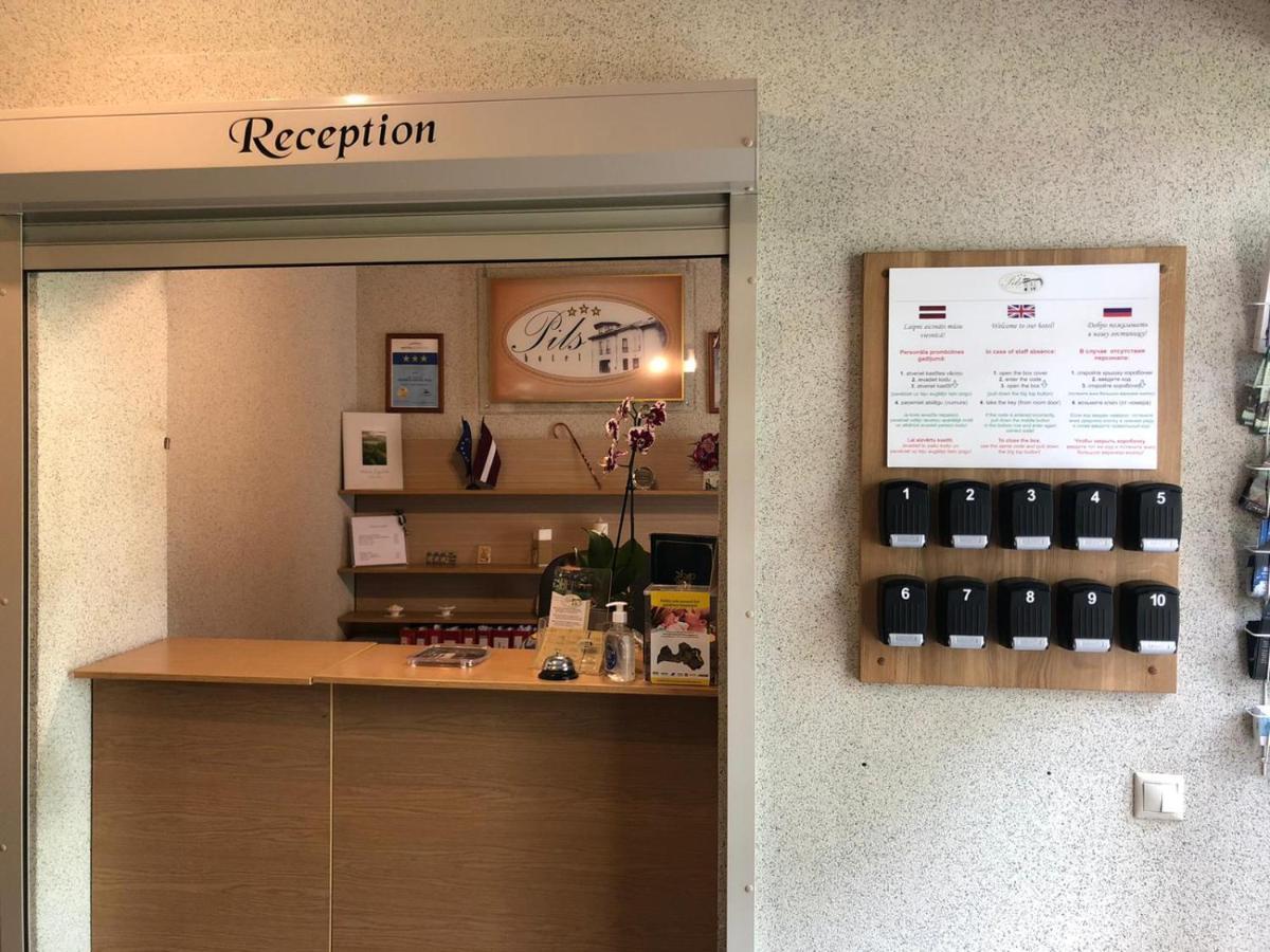 Hotel Pils With Self-Check In ซีกูลดา ภายนอก รูปภาพ