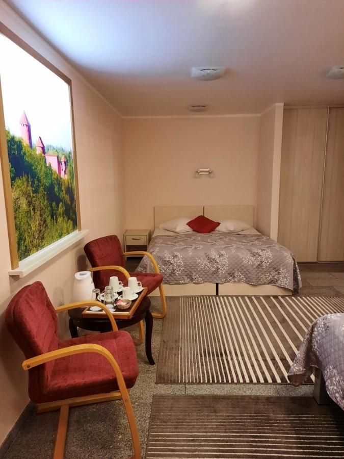 Hotel Pils With Self-Check In ซีกูลดา ภายนอก รูปภาพ