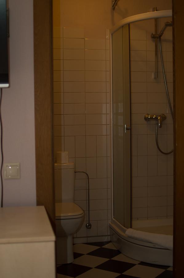 Hotel Pils With Self-Check In ซีกูลดา ภายนอก รูปภาพ