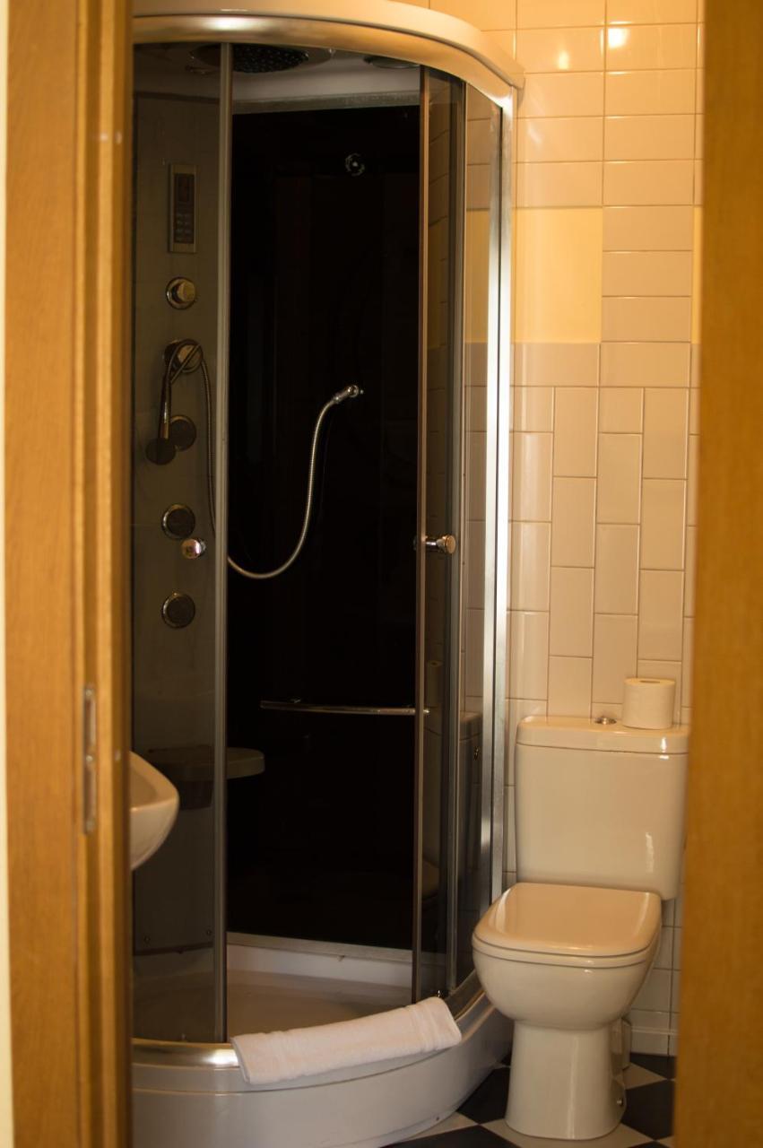 Hotel Pils With Self-Check In ซีกูลดา ภายนอก รูปภาพ